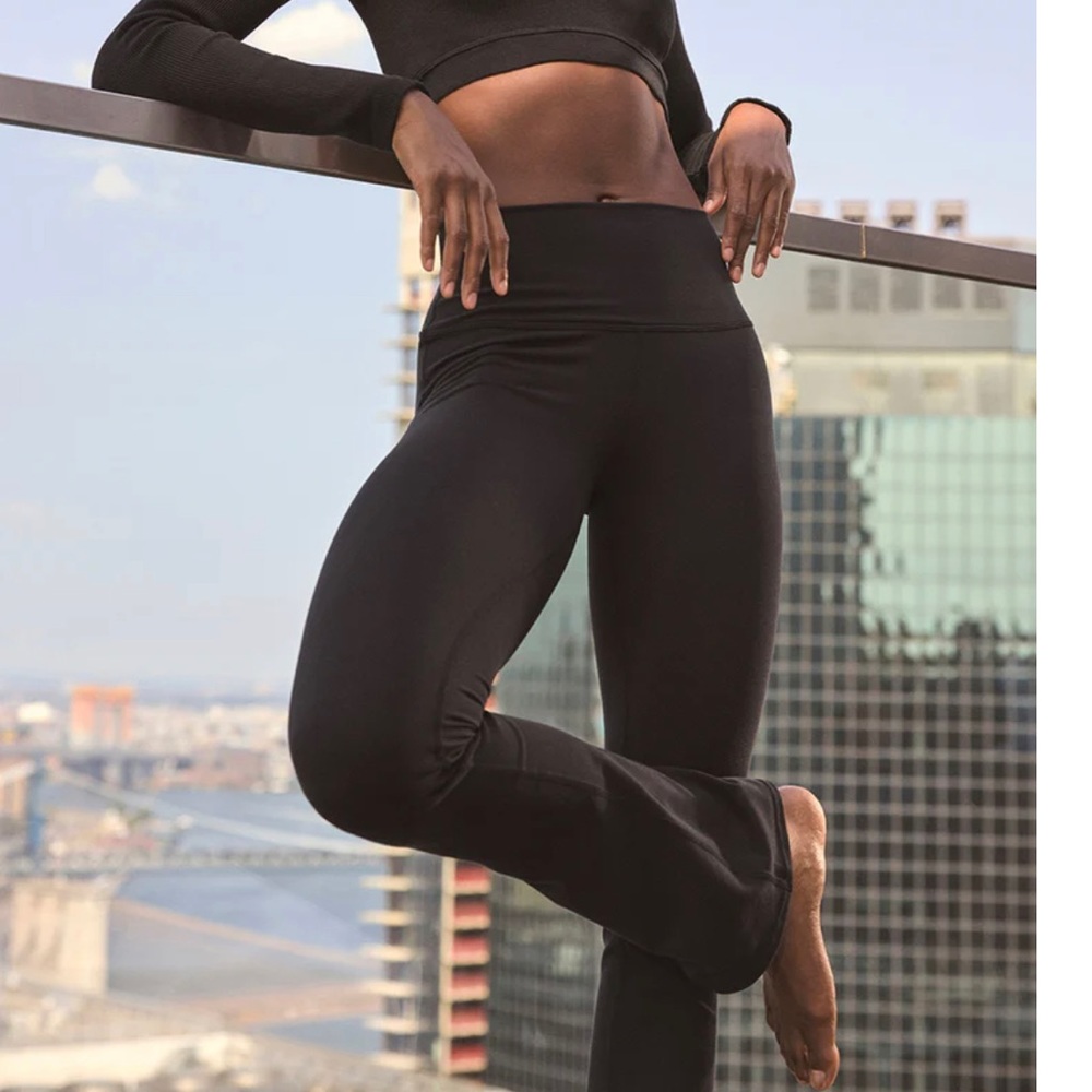 Airbrush high waist Alo bootcut leggings